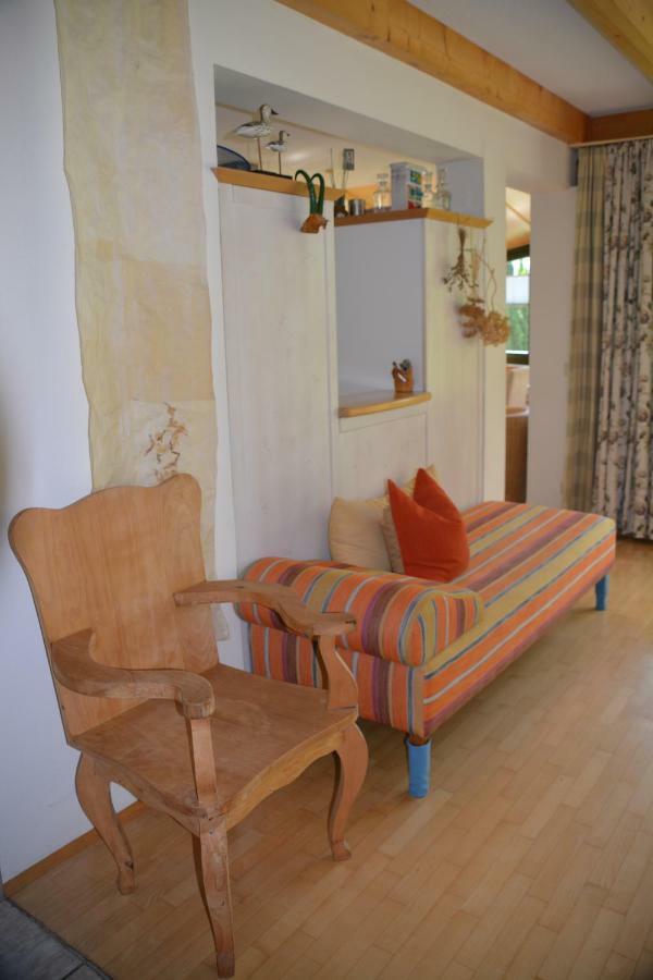 Petra Maria Sölle - Ferienhaus sehr privat Presseggersee Exteriör bild